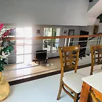 Hua-Hin Beach Villa บ้านพักริมทะเลหัวหิน