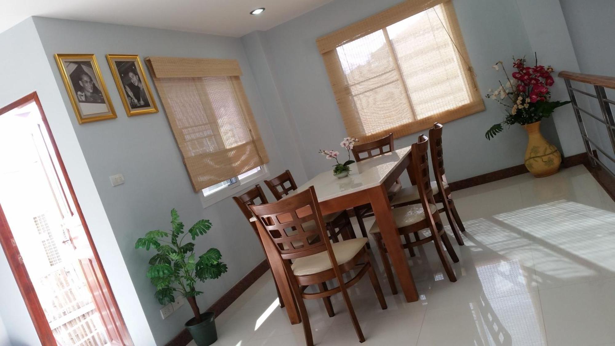Hua-hin บ้านพักริมทะเลหัวหิน * Hua Hin